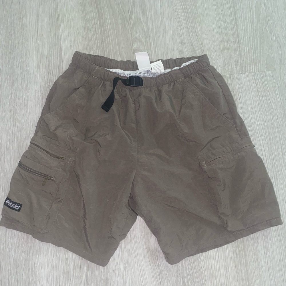 Columbia cargo shorts